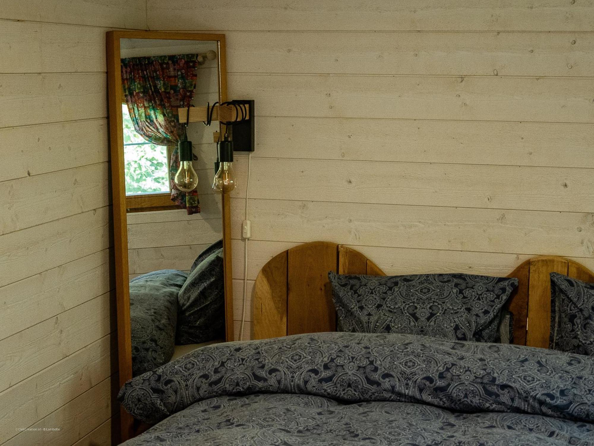 LierneuxLa Tiny House De La Bergerie别墅 外观 照片